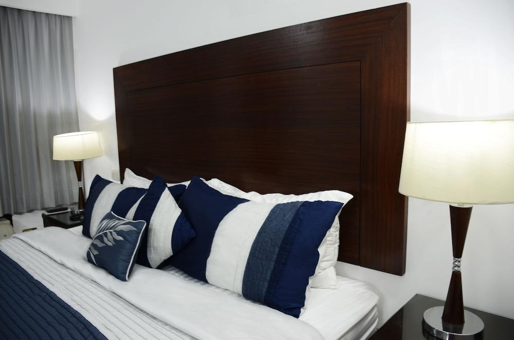 Wyndham Garden Los Mochis Plaza Inn Exterior foto