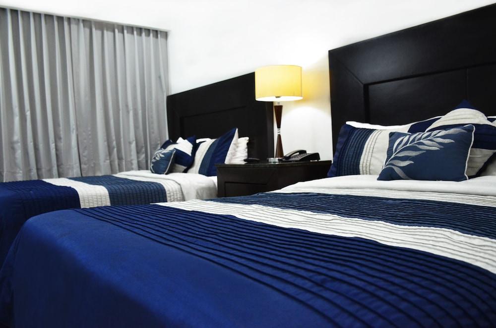 Wyndham Garden Los Mochis Plaza Inn Exterior foto