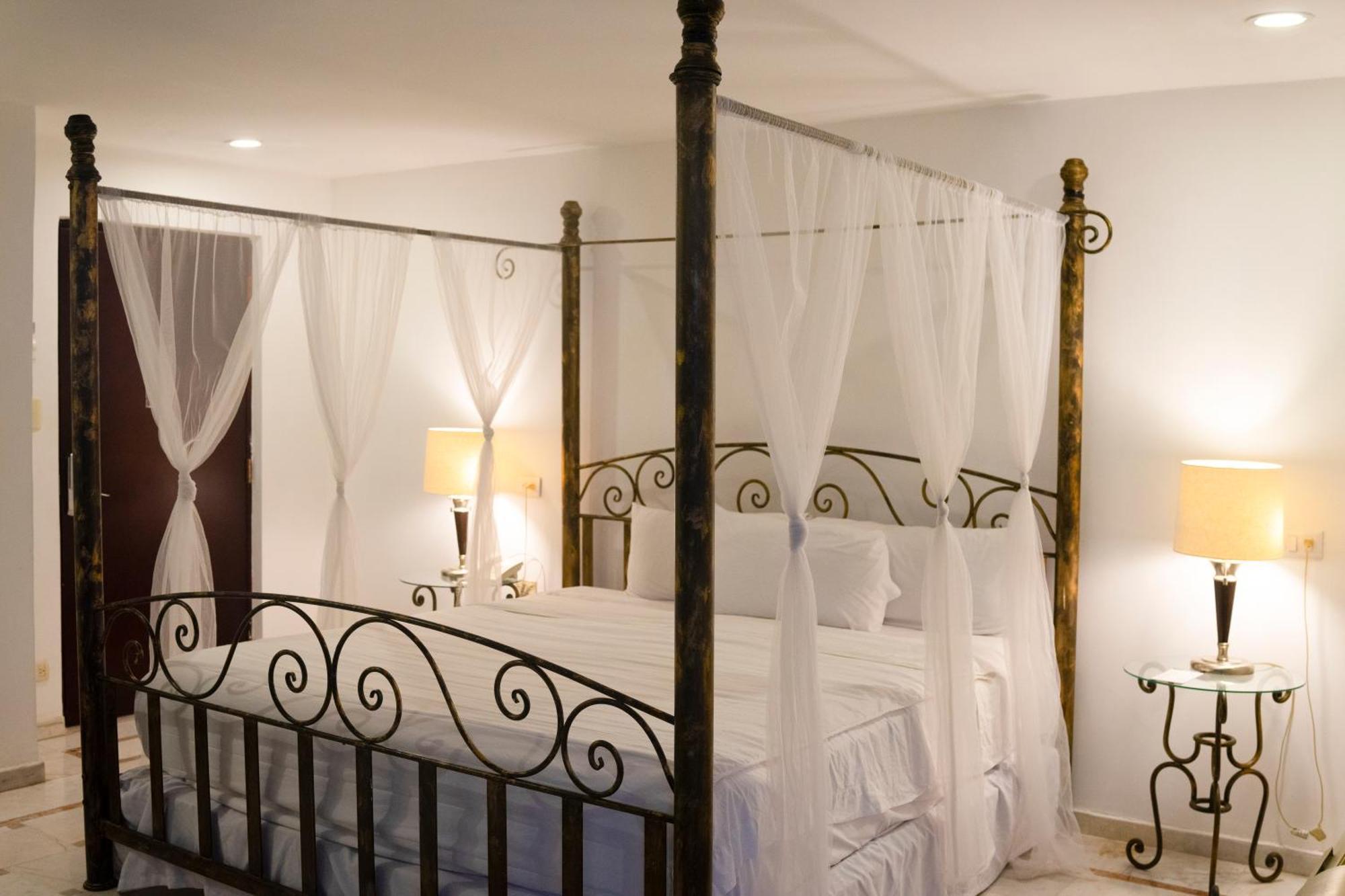 Wyndham Garden Los Mochis Plaza Inn Exterior foto