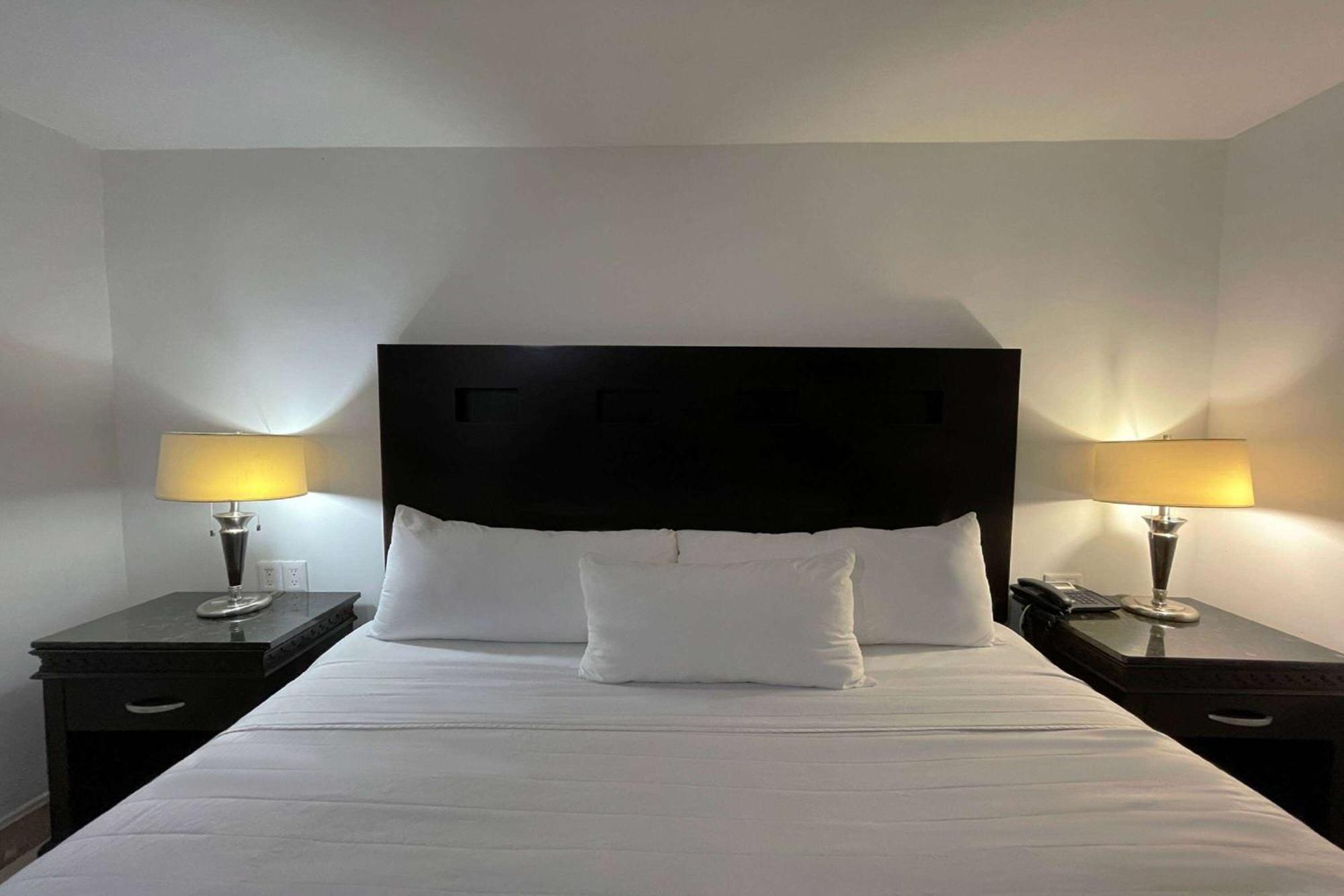 Wyndham Garden Los Mochis Plaza Inn Exterior foto