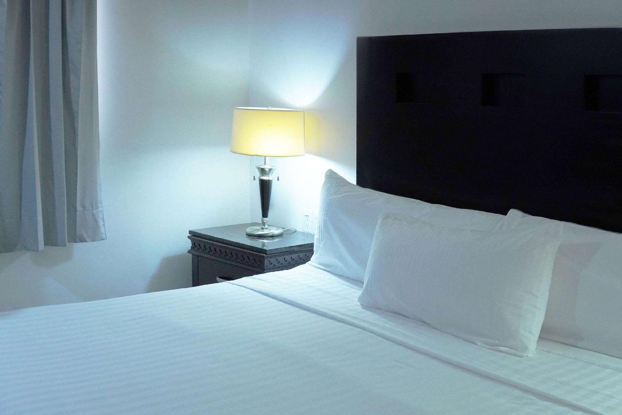 Wyndham Garden Los Mochis Plaza Inn Exterior foto