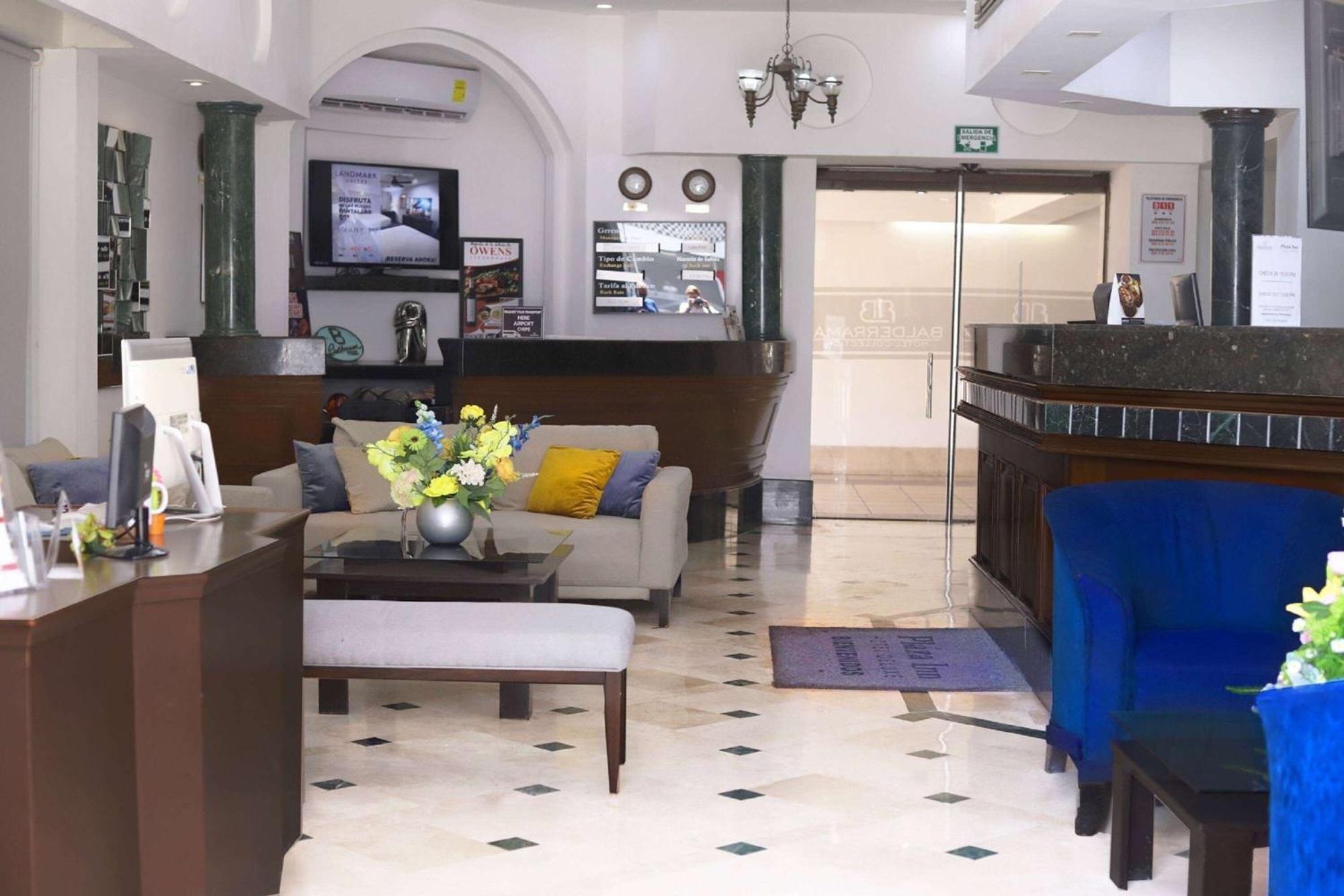 Wyndham Garden Los Mochis Plaza Inn Exterior foto